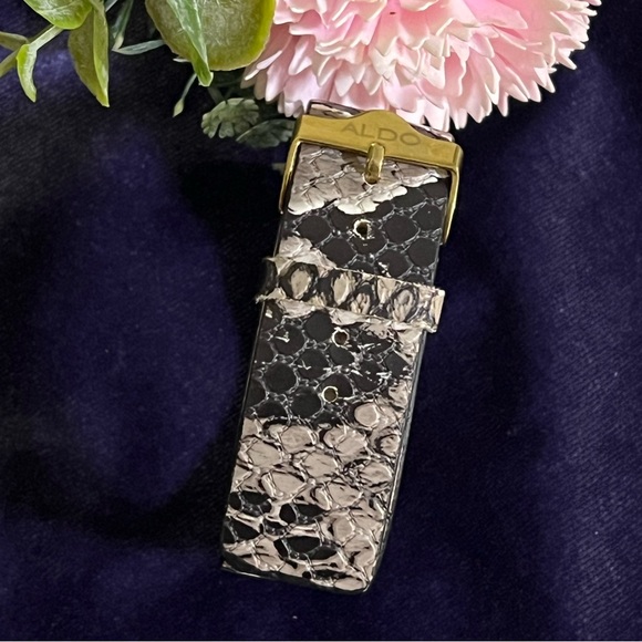 faux snake animal print belt bracelet - Picture 2 of 2